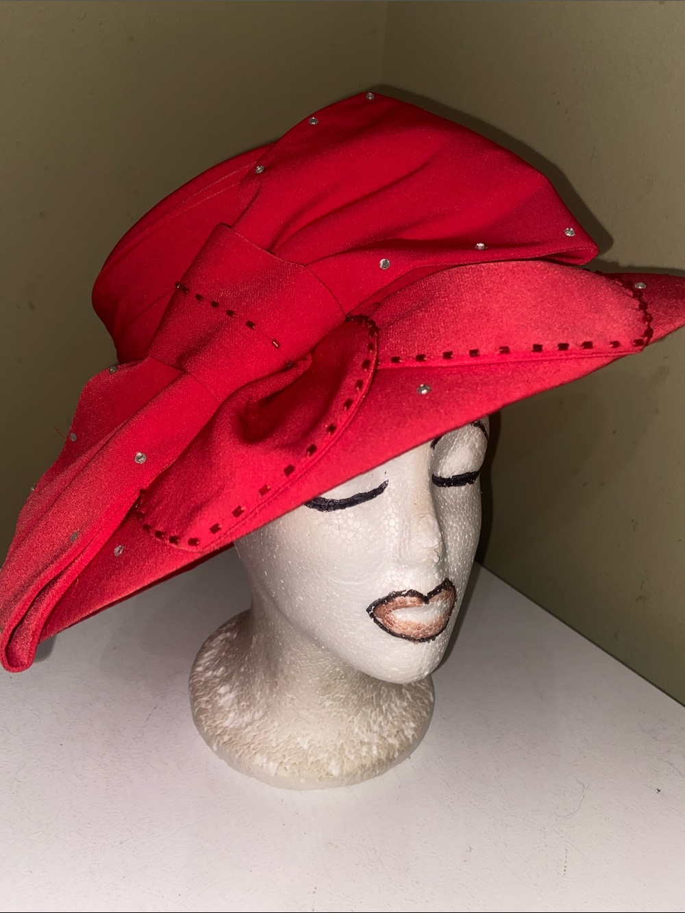 Beautiful Church Hat by SOGIC